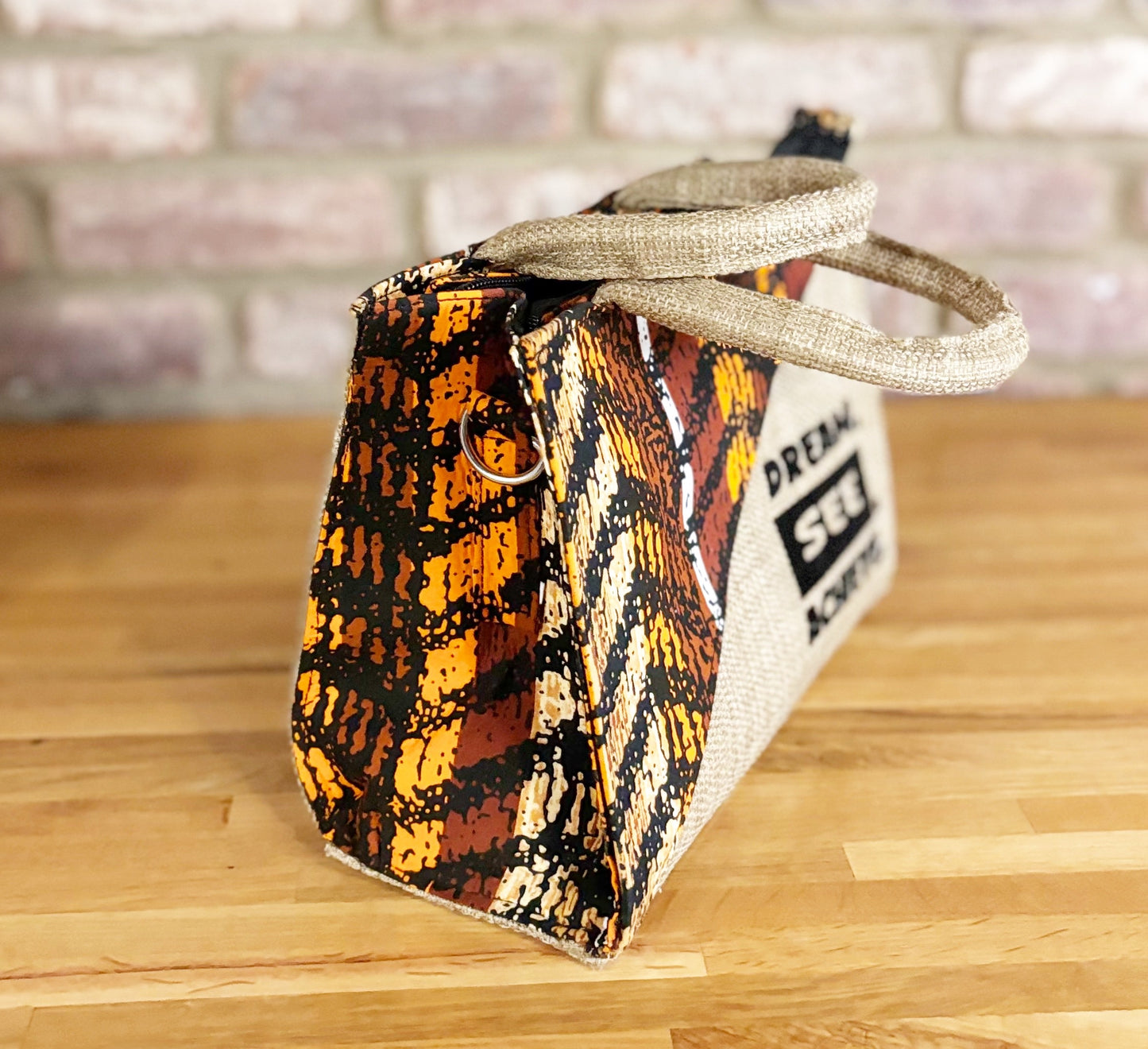 Inspo mid-Tote bag with message