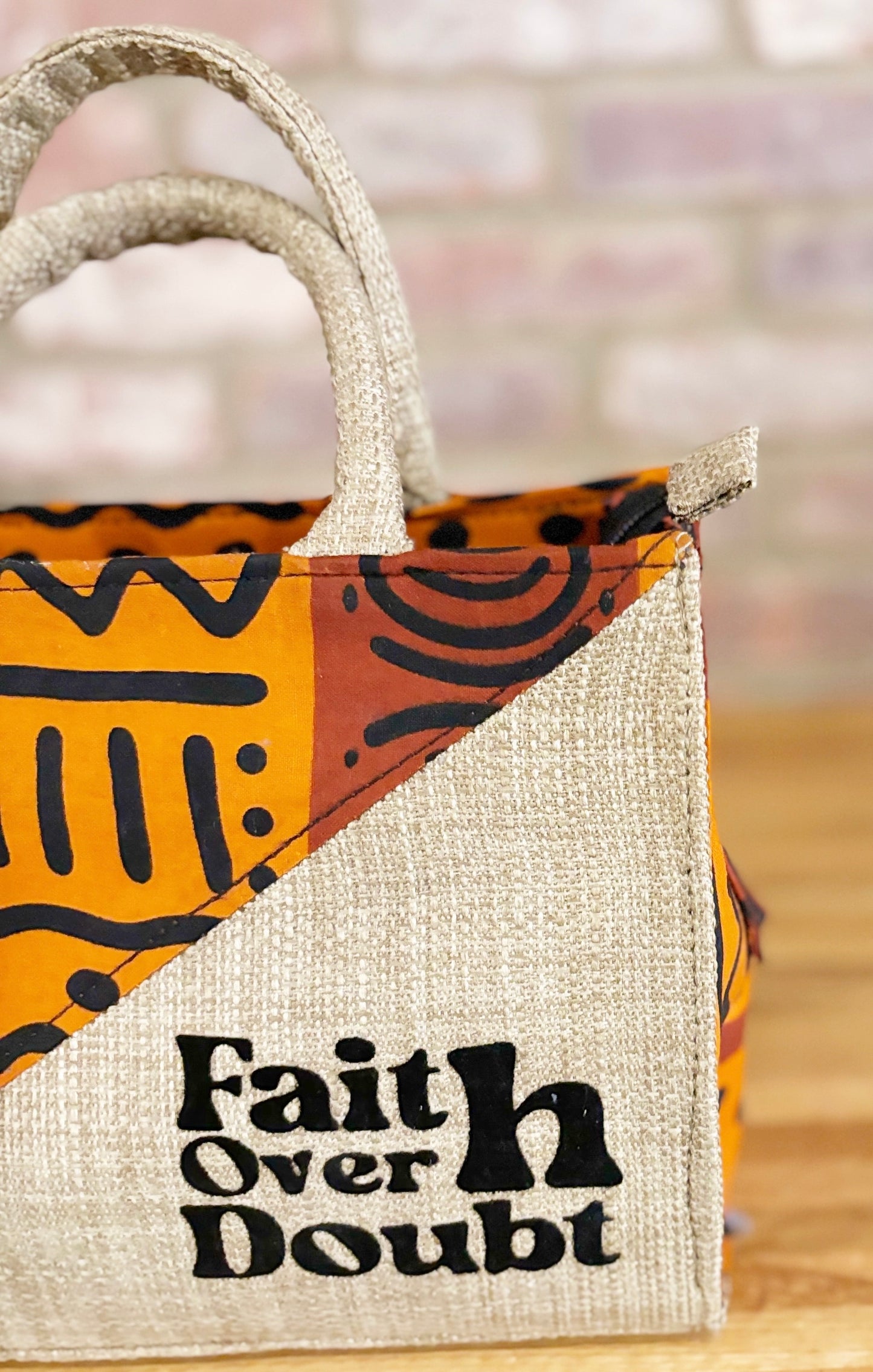 Inspo mid-Tote Bag with message