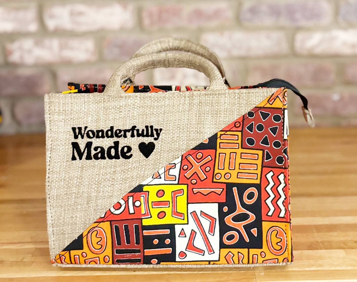 Inspo mid Tote bag with message
