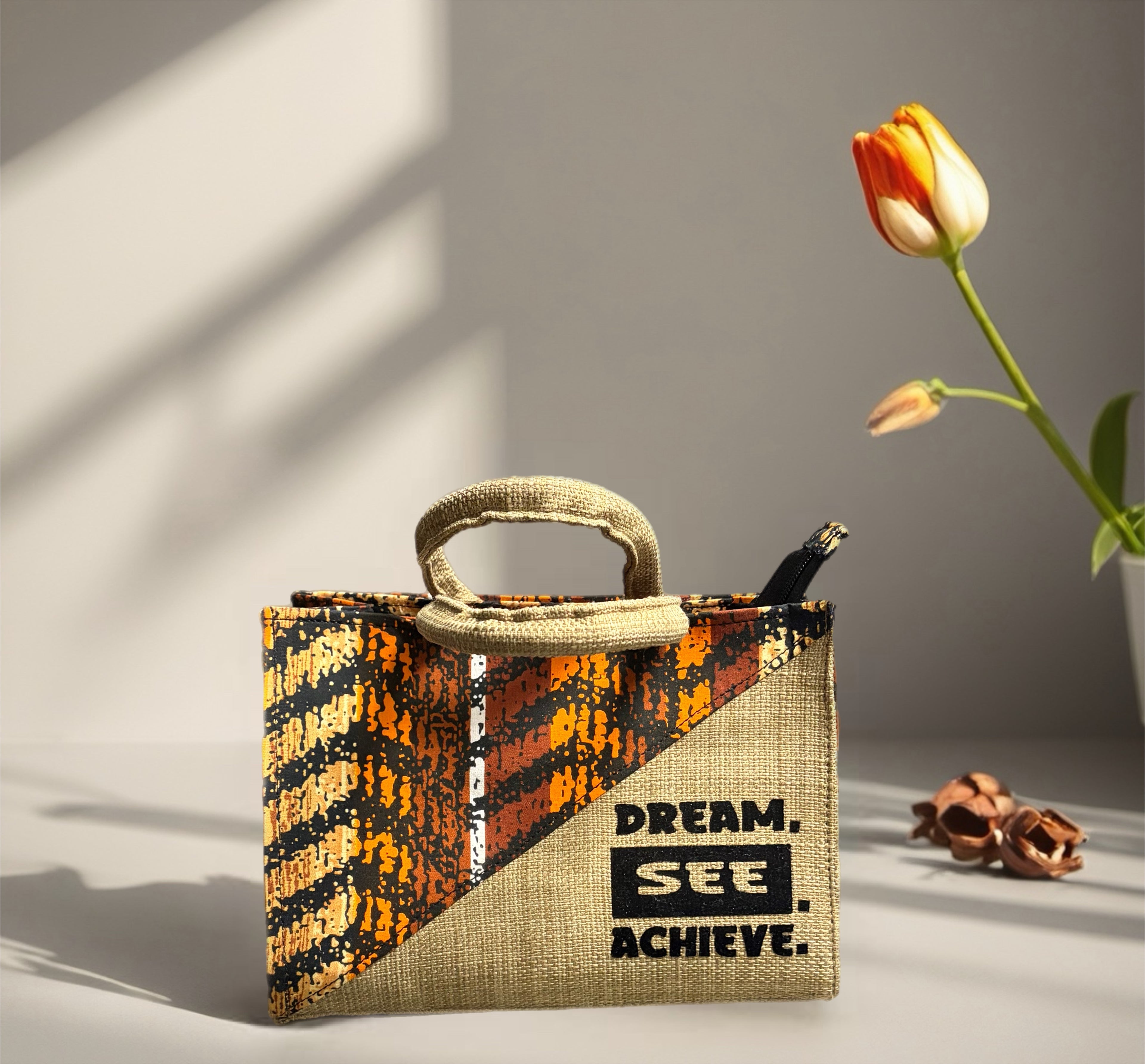 Inspo mid-Tote bag with message