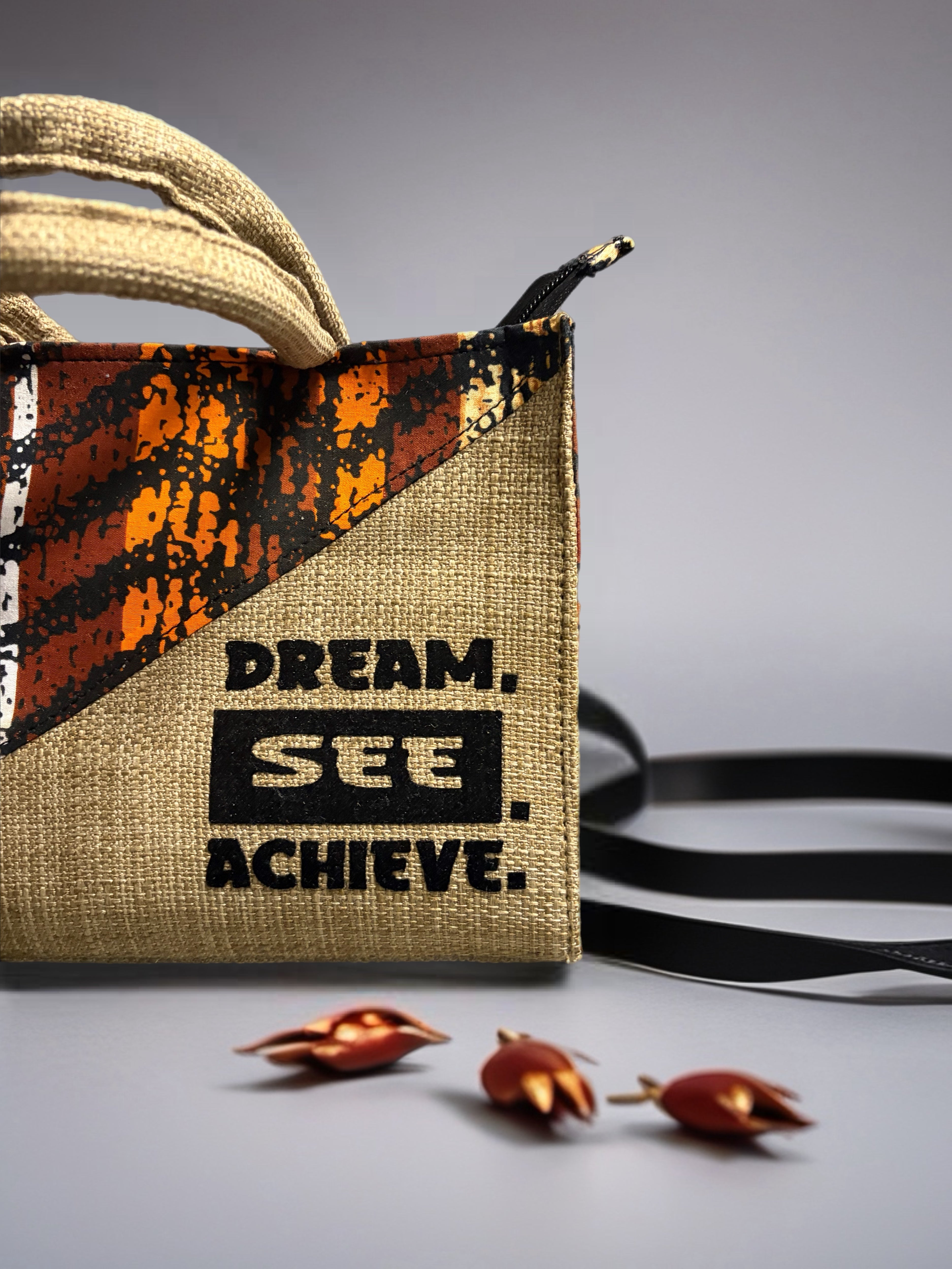 Inspo mid-Tote bag with message