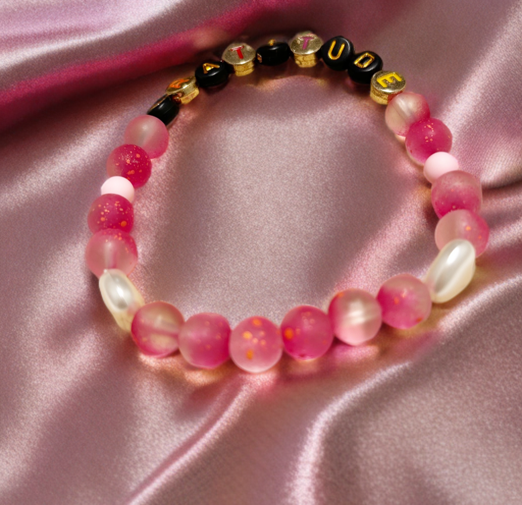 Inspo Women bead message bracelet