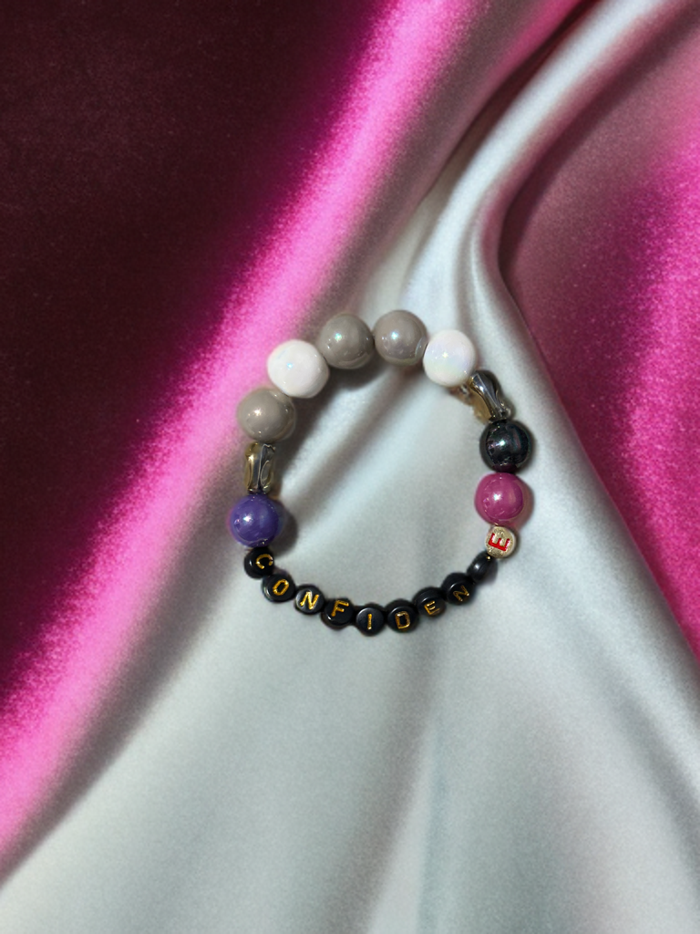 Inspo Women bead message bracelet